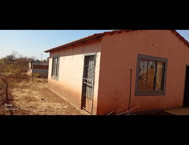 2 BEDROOM HOUSE FOR SALE IN SOSHANGUVE SOUTH